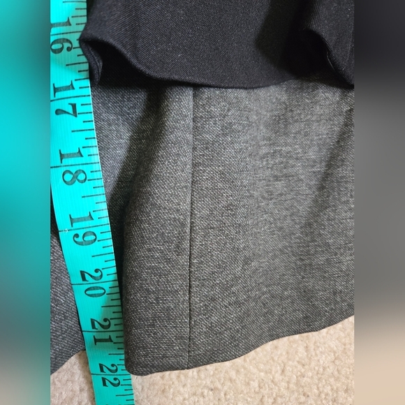 CARTONNIER ANTHROPOLGIE Olive Green Blazer With Black lapel And Ruffle. Size 2 - Picture 12 of 13